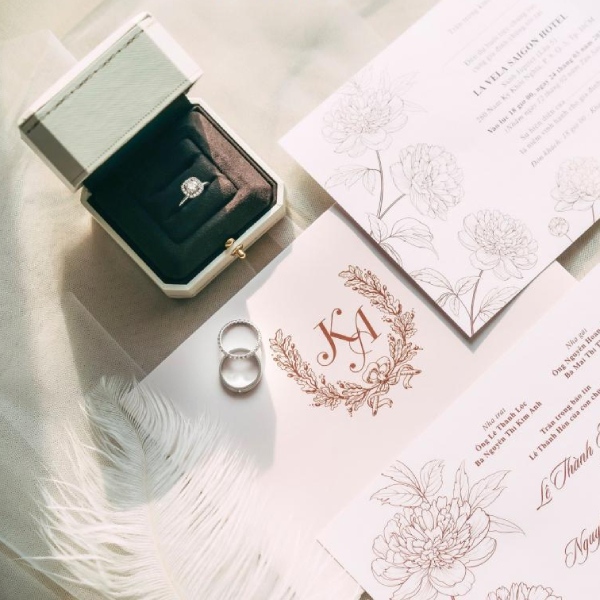 Nhẫn cưới mua ở đâu uy tín?